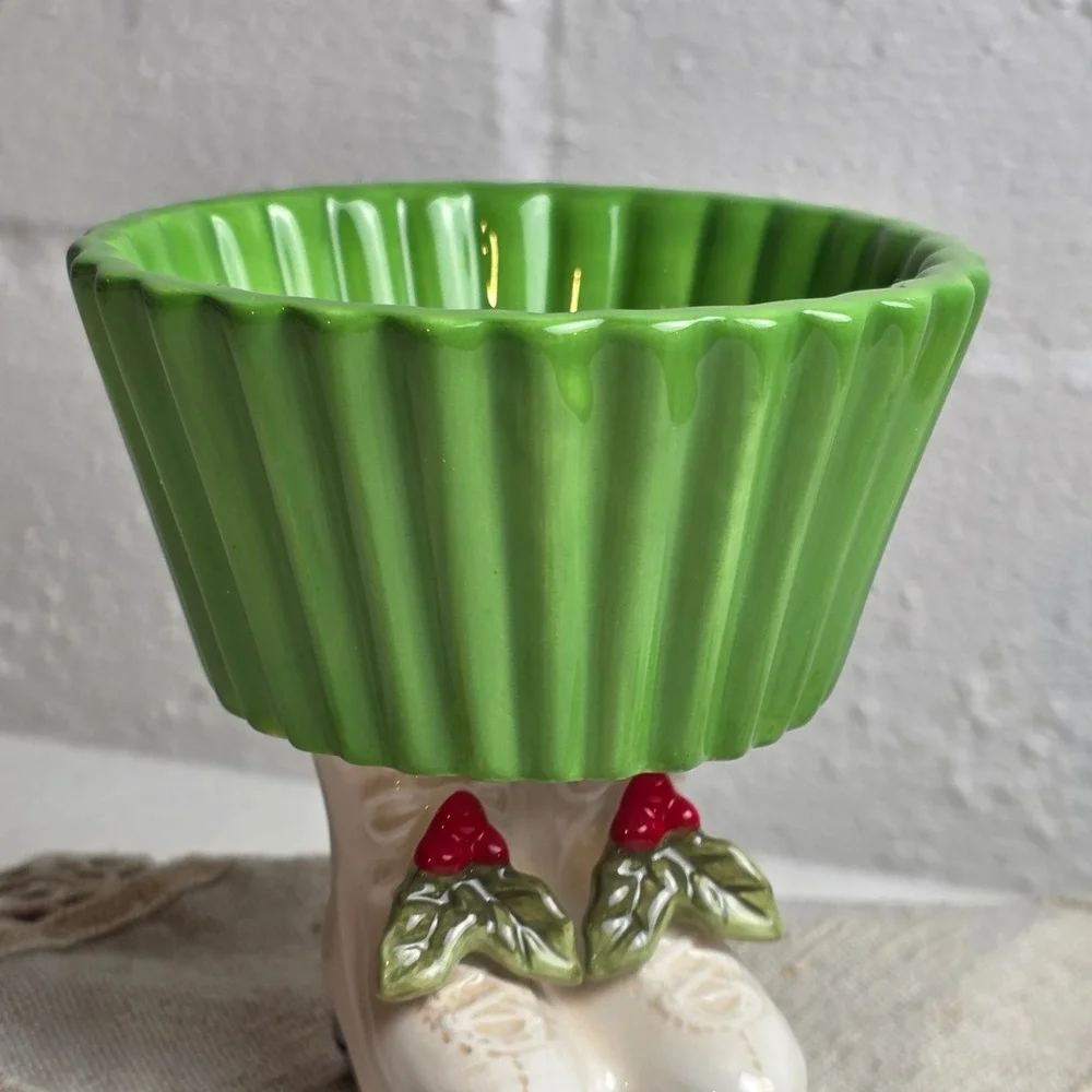 Unbranded whimsical ceramic